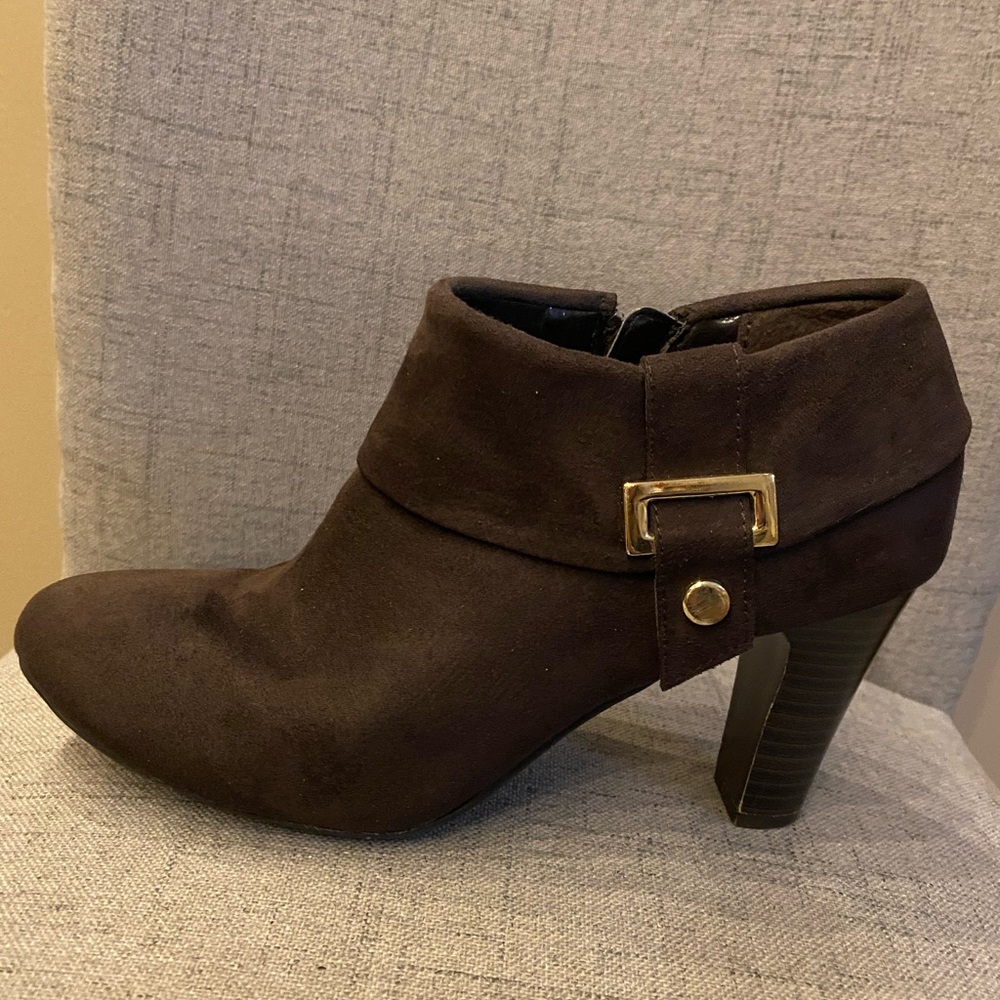 Brown Suede Booties Size 6 1/2
